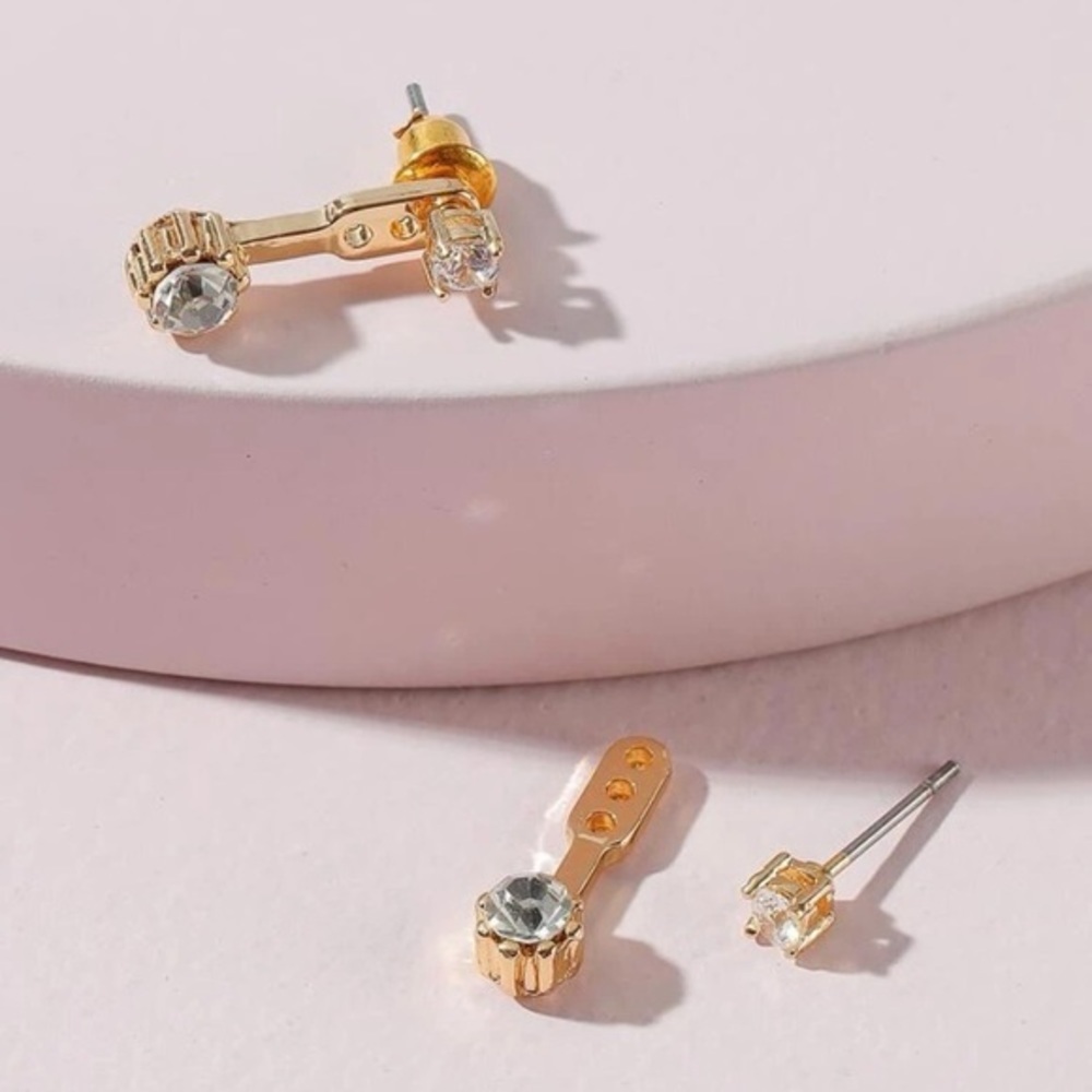 Gold Earrings - Picture 2 of 2
